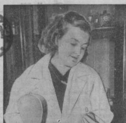 Picture of Aina Pashko perfumer