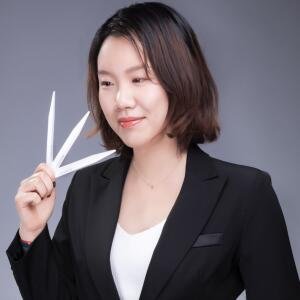 Picture of Meng Gu perfumer