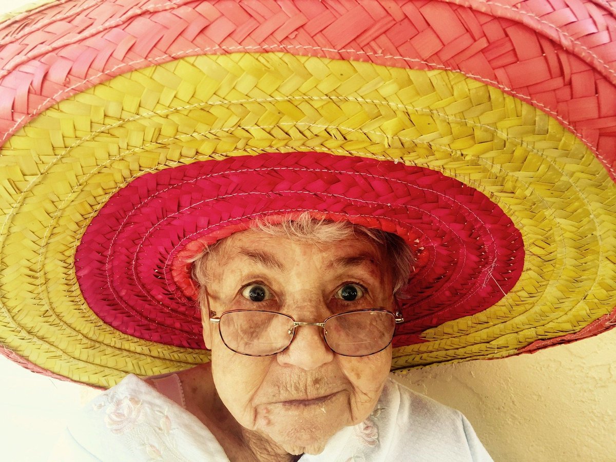 Using Quizzes for the Elderly: Enhancing Memory and Engagement in Care Homes
